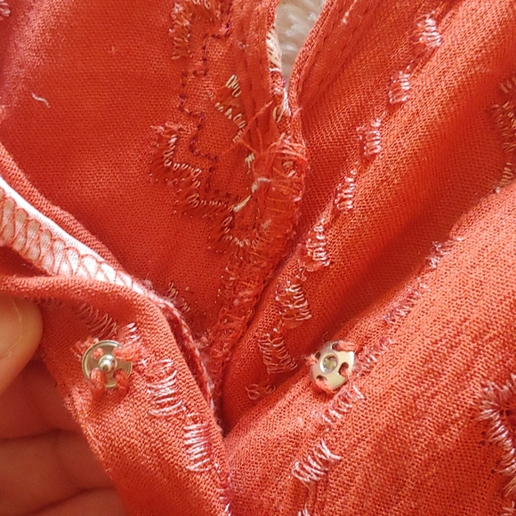 Francesca’s Embroidered Dark Orange/Red Romper Medium - Picture 5 of 7